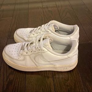 Nike Air Force 1s (AF1) Leather White - Size 7
